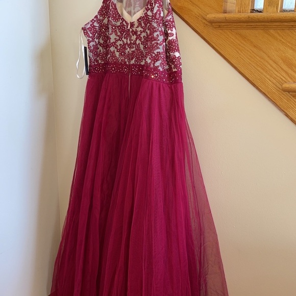 Women’s Formal Dress Plus Size 16W, 18W, 20W CITY STUDIO Sheer Red Fit & Flare - Picture 2 of 16